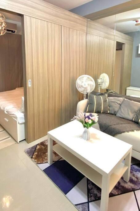 Fully Equipped 1Br Condo At Shore2 Near To Moa Manila Kültér fotó