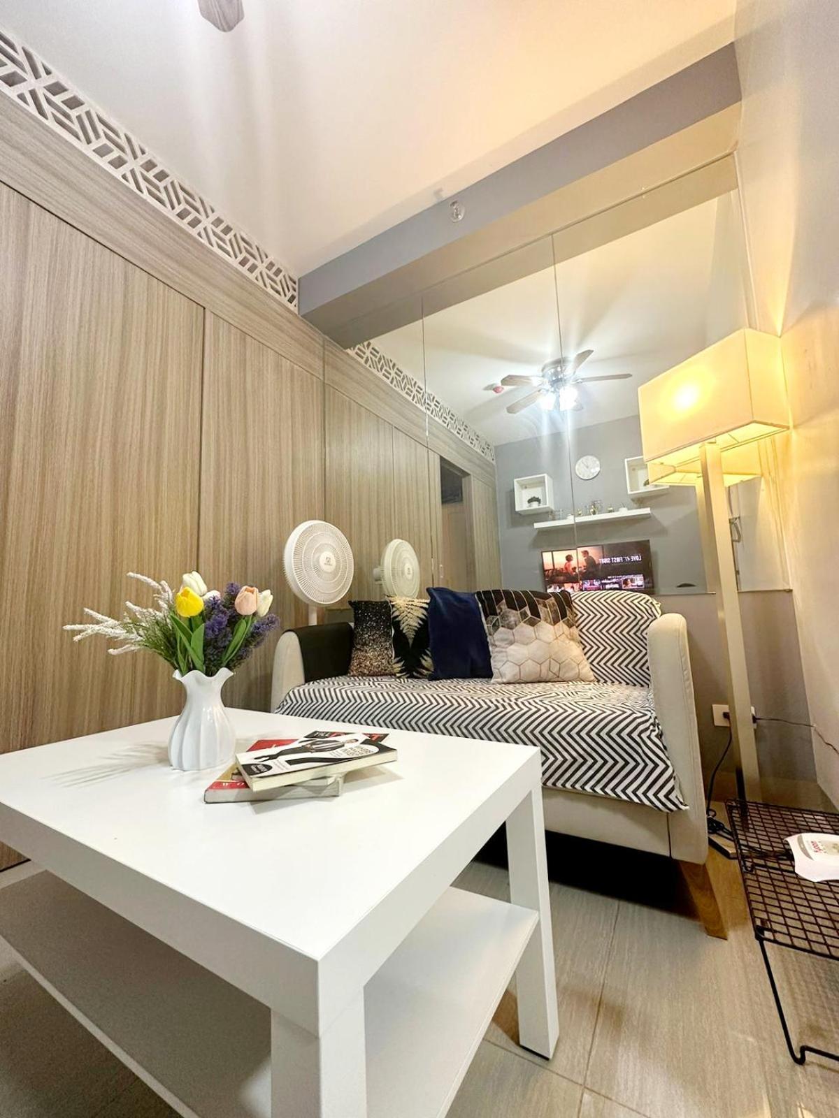 Fully Equipped 1Br Condo At Shore2 Near To Moa Manila Kültér fotó
